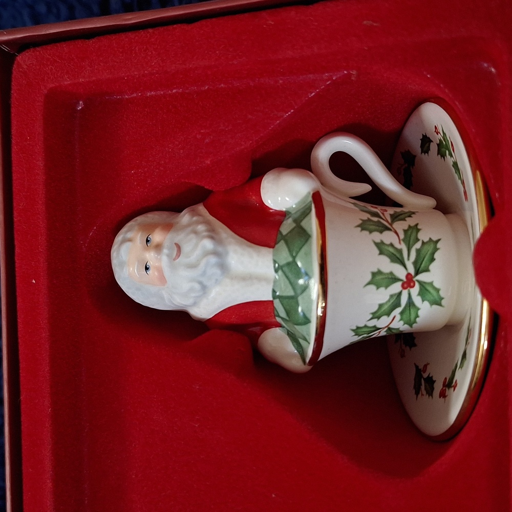 NIB Lenox salt and pepper shaker set - Picture 3 of 4